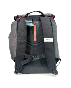 HO22 BAUER OUTDOOR RINK BAG -Professional Skate Service image 569