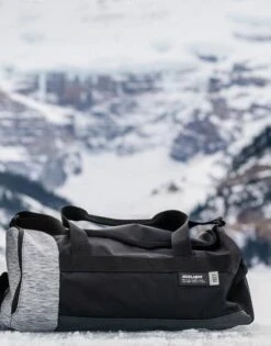 S22 BAUER COLLEGE LE DUFFLE -Professional Skate Service image 820